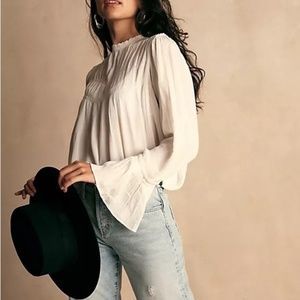 FREE PEOPLE Kelsey Top In White Bell Sleeves Flowy Silhouette Medium